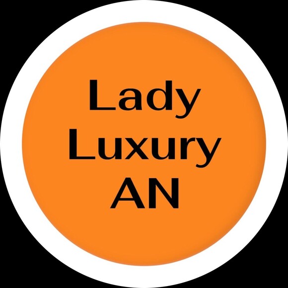 _ladyluxuryan